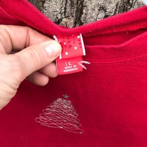 Target Brand Red Short Sleeves Christmas Tee Bling Metallic Tree L (It Shrank)